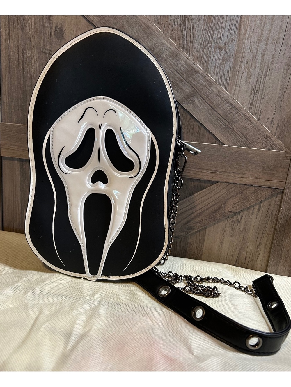 Spirit Halloween Ghost Face Crossbody Bag Scream Horror Goth Punk Purse Mask